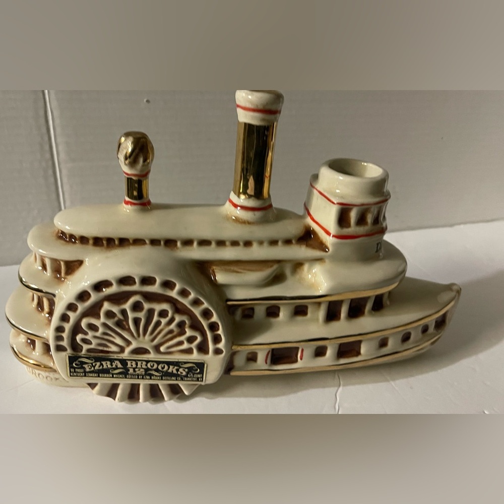 Ezra Brooks Cream and Gold Paddlewheel Riverboat Vase